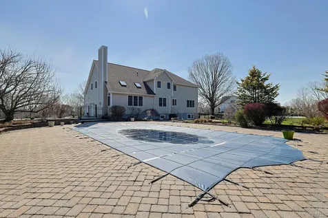 27 Kaitlin Drive Mahopac NY 10541