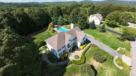 27 Kaitlin Drive Mahopac NY 10541