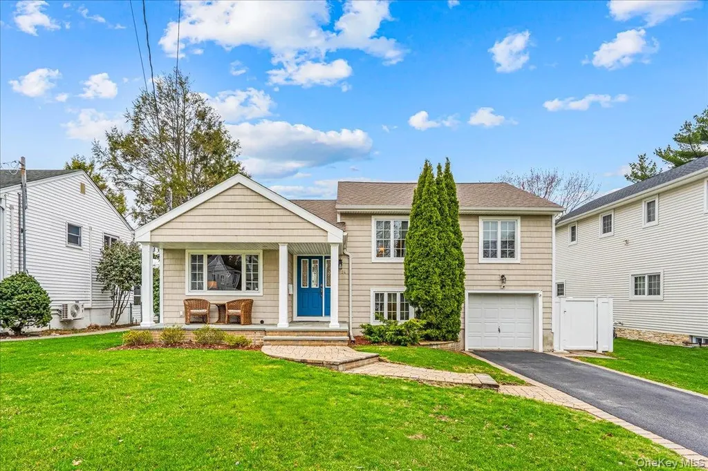 24 Walden Avenue Jericho NY 11753