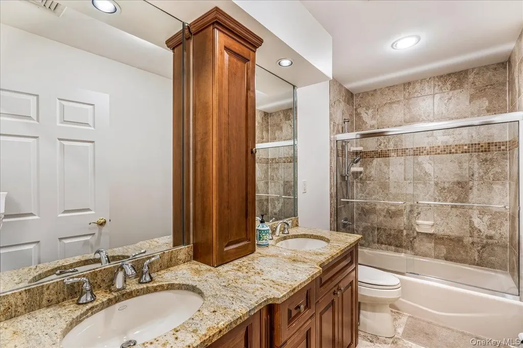 24 Walden Avenue Jericho NY 11753