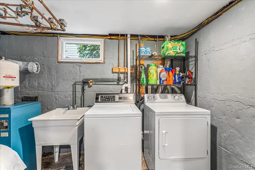 24 Walden Avenue Jericho NY 11753