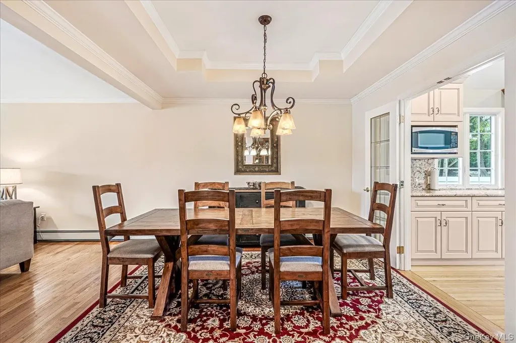 24 Walden Avenue Jericho NY 11753