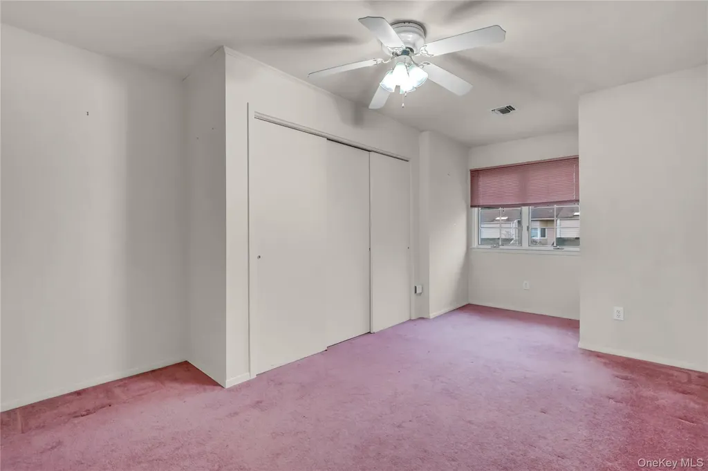 15 Doral Lane Bay Shore NY 11706