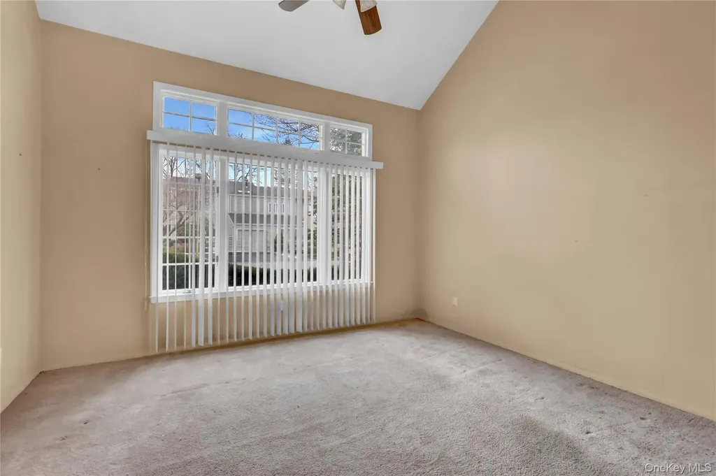 15 Doral Lane Bay Shore NY 11706