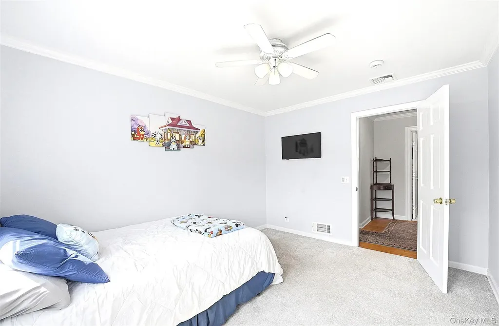 32 Homeside Lane White Plains NY 10605