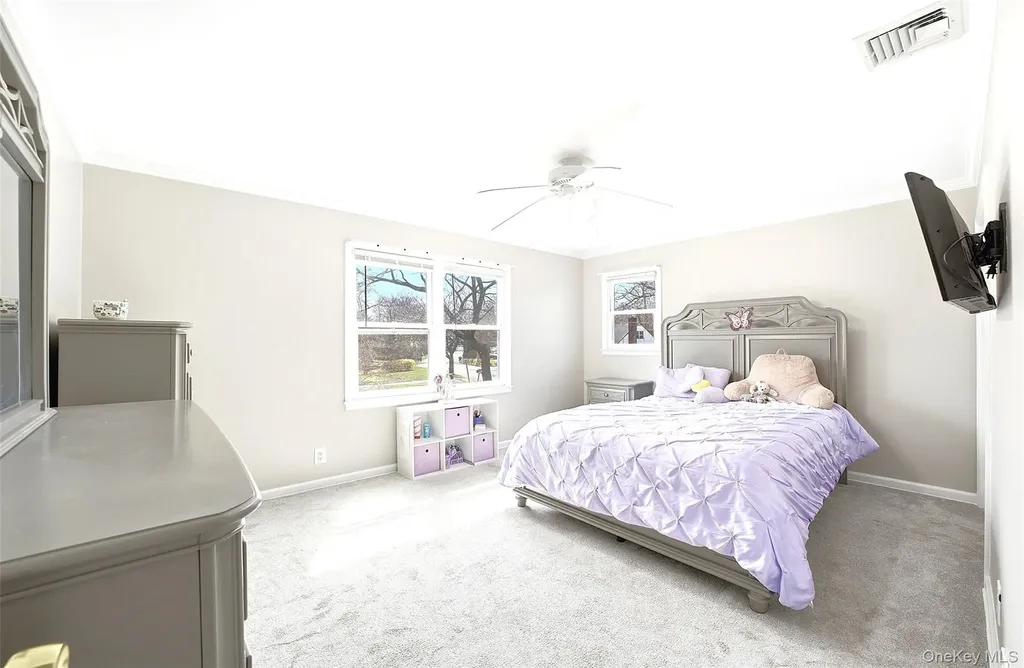 32 Homeside Lane White Plains NY 10605