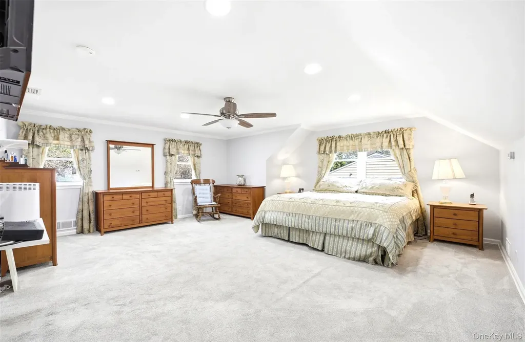32 Homeside Lane White Plains NY 10605