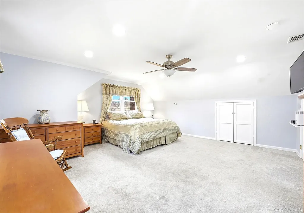 32 Homeside Lane White Plains NY 10605