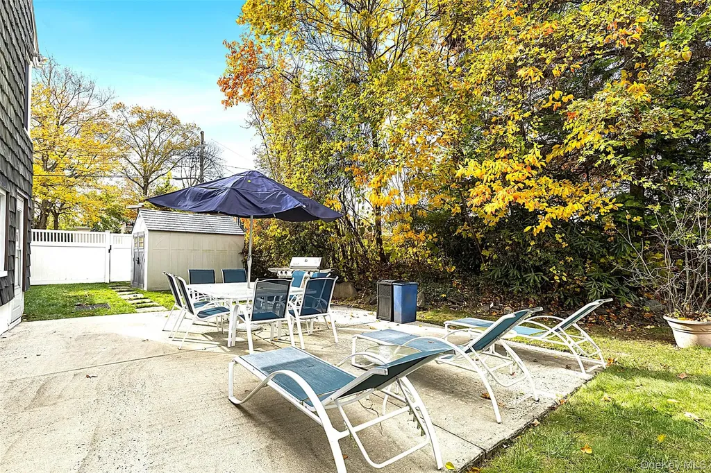 32 Homeside Lane White Plains NY 10605