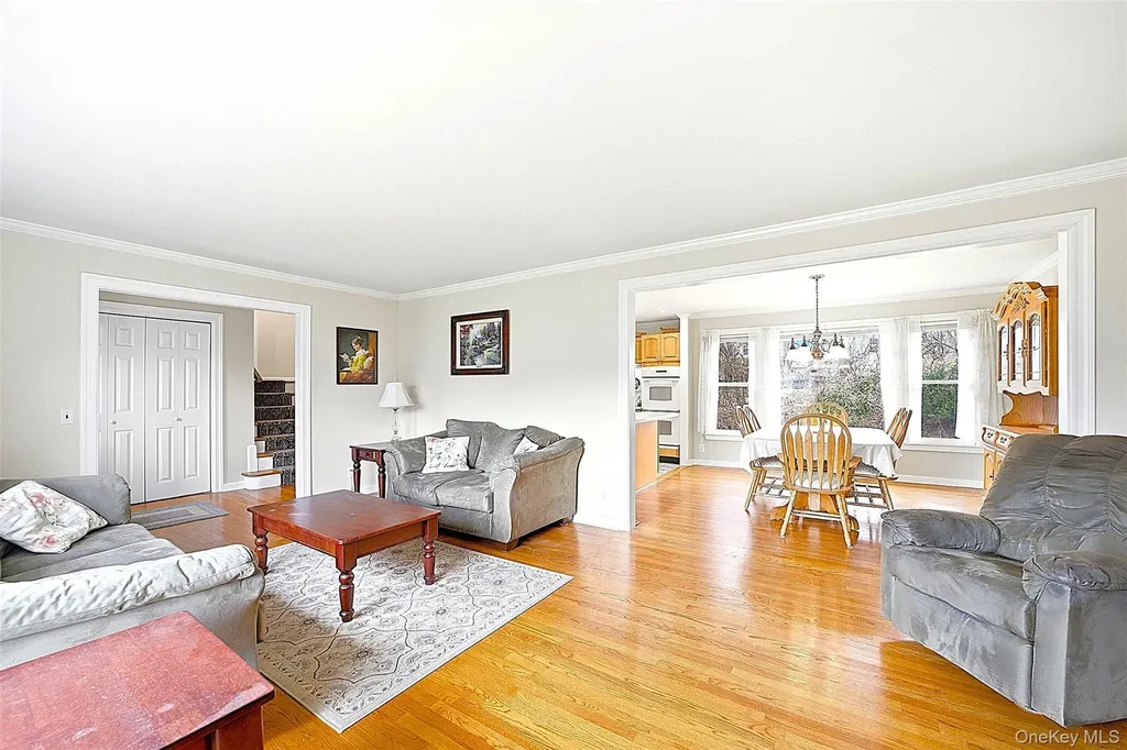 32 Homeside Lane White Plains NY 10605