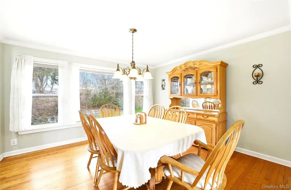 32 Homeside Lane White Plains NY 10605
