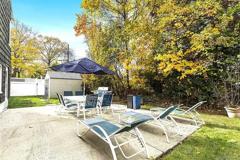 32 Homeside Lane White Plains NY 10605
