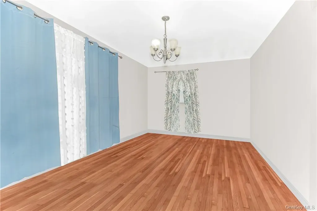 1389 E 233rd Street Bronx NY 10466
