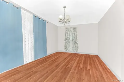 1389 E 233rd Street Bronx NY 10466