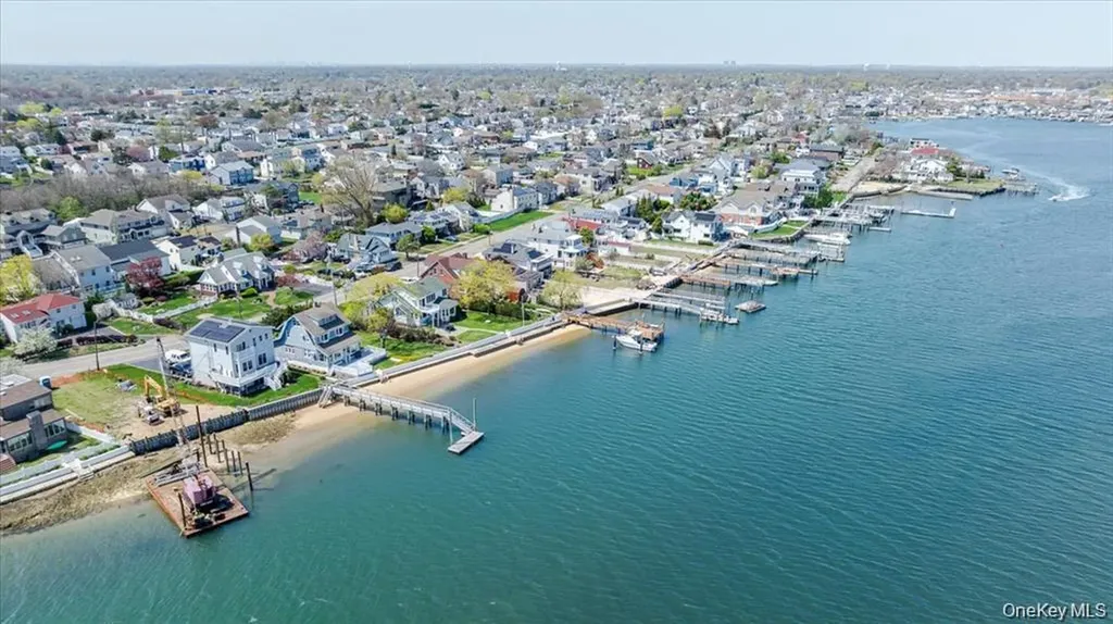 3505 Bay Front Drive Baldwin NY 11510