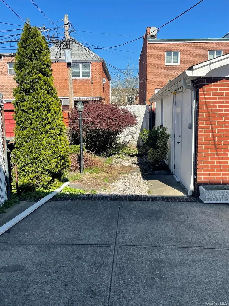 60-71 72nd Street Maspeth NY 11378