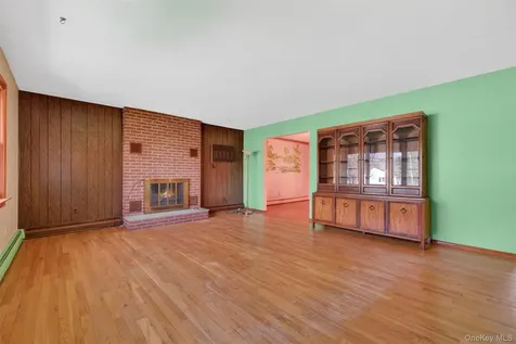 12 Wildwood Drive Wappingers Falls NY 12590