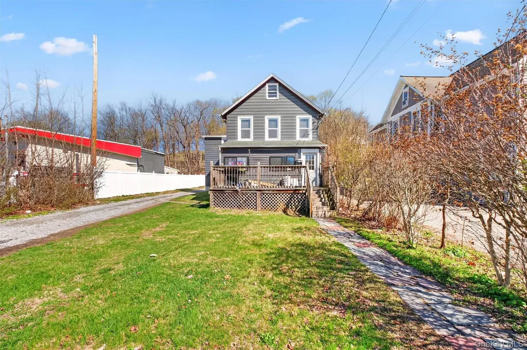 215 N Hamilton Street Poughkeepsie NY 12601