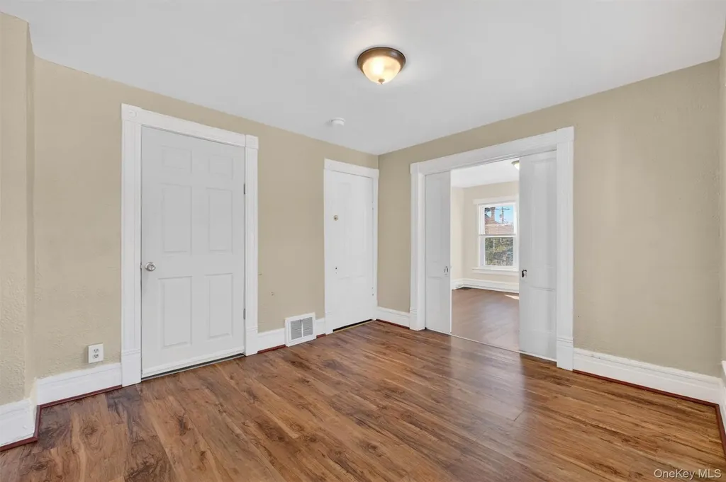 215 N Hamilton Street Poughkeepsie NY 12601