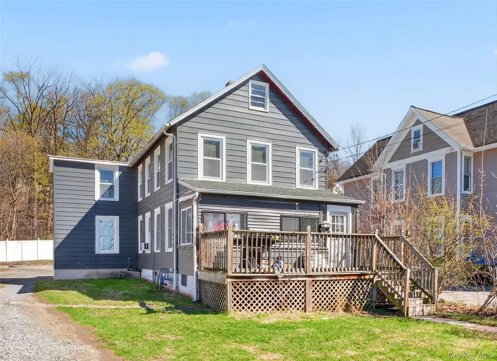 215 N Hamilton Street Poughkeepsie NY 12601
