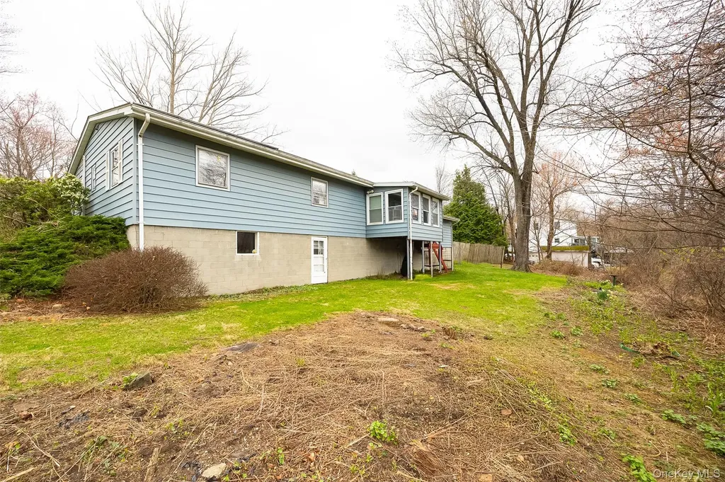 140 Cherrywood Drive Fishkill NY 12524