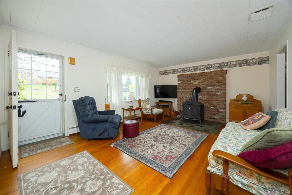 140 Cherrywood Drive Fishkill NY 12524
