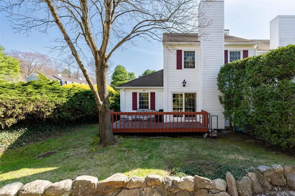 48 Winterberry Circle Cross River NY 10518