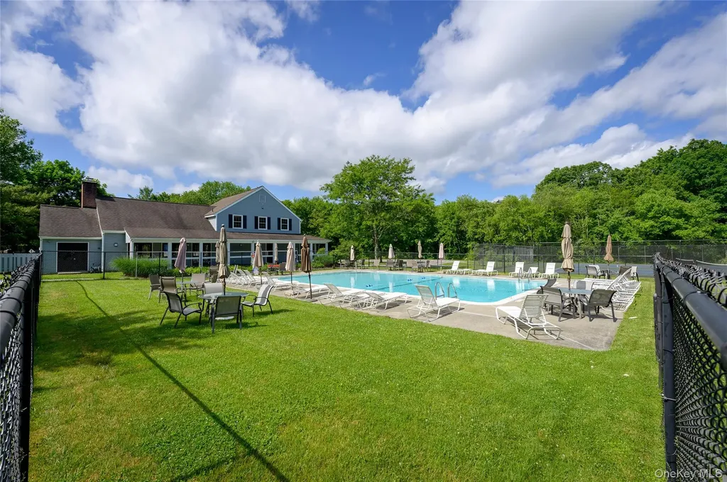 48 Winterberry Circle Cross River NY 10518