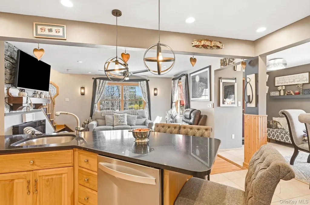142 Orchard Road Mahopac NY 10541