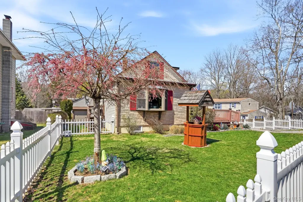 142 Orchard Road Mahopac NY 10541