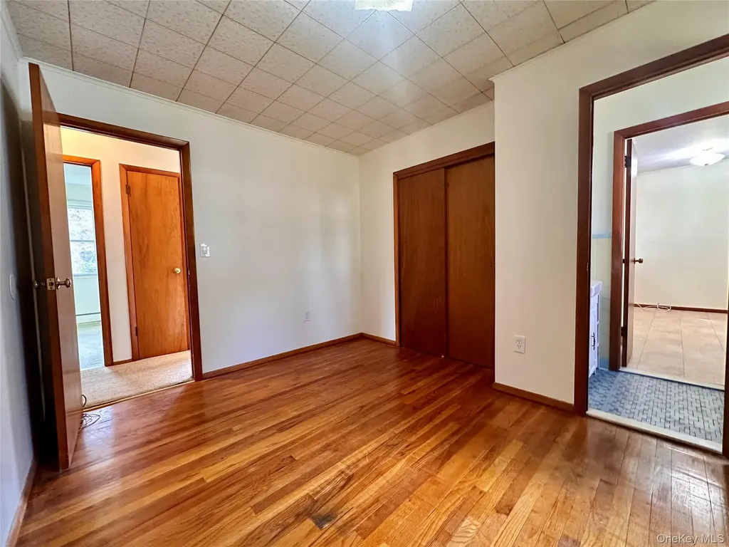 10 Smith Street Red Hook NY 12571