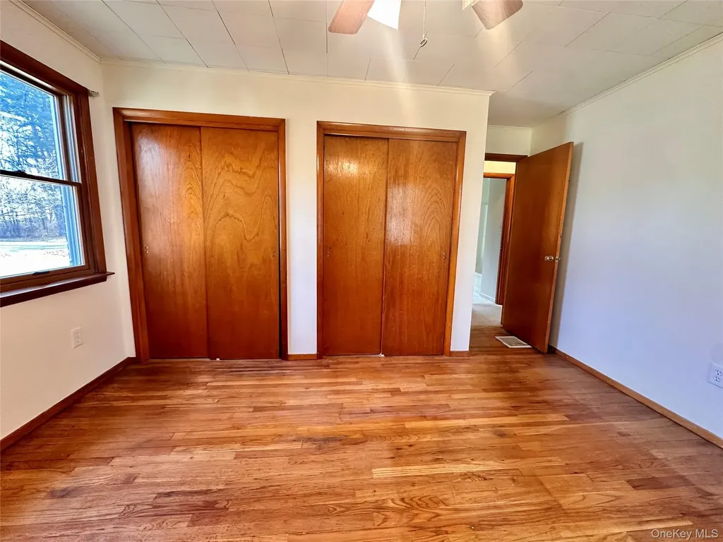 10 Smith Street Red Hook NY 12571