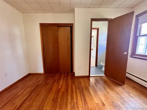 10 Smith Street Red Hook NY 12571