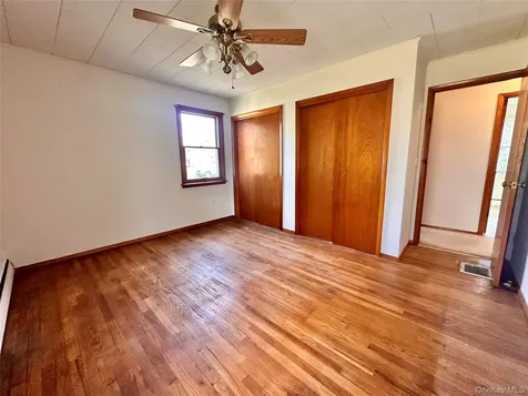 10 Smith Street Red Hook NY 12571