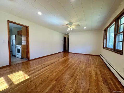 10 Smith Street Red Hook NY 12571