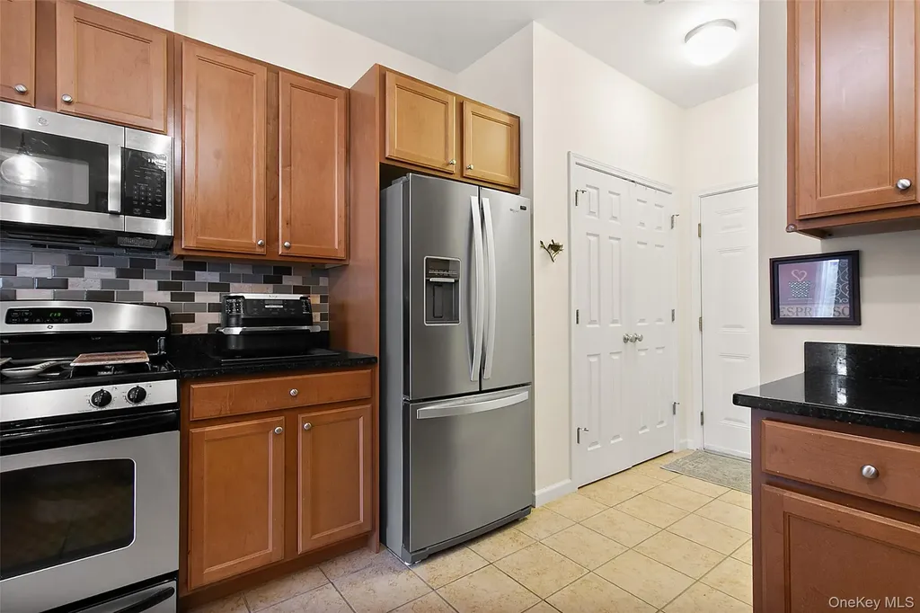 19 Revolution Road Cold Spring NY 10516
