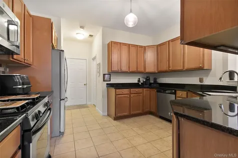 19 Revolution Road Cold Spring NY 10516