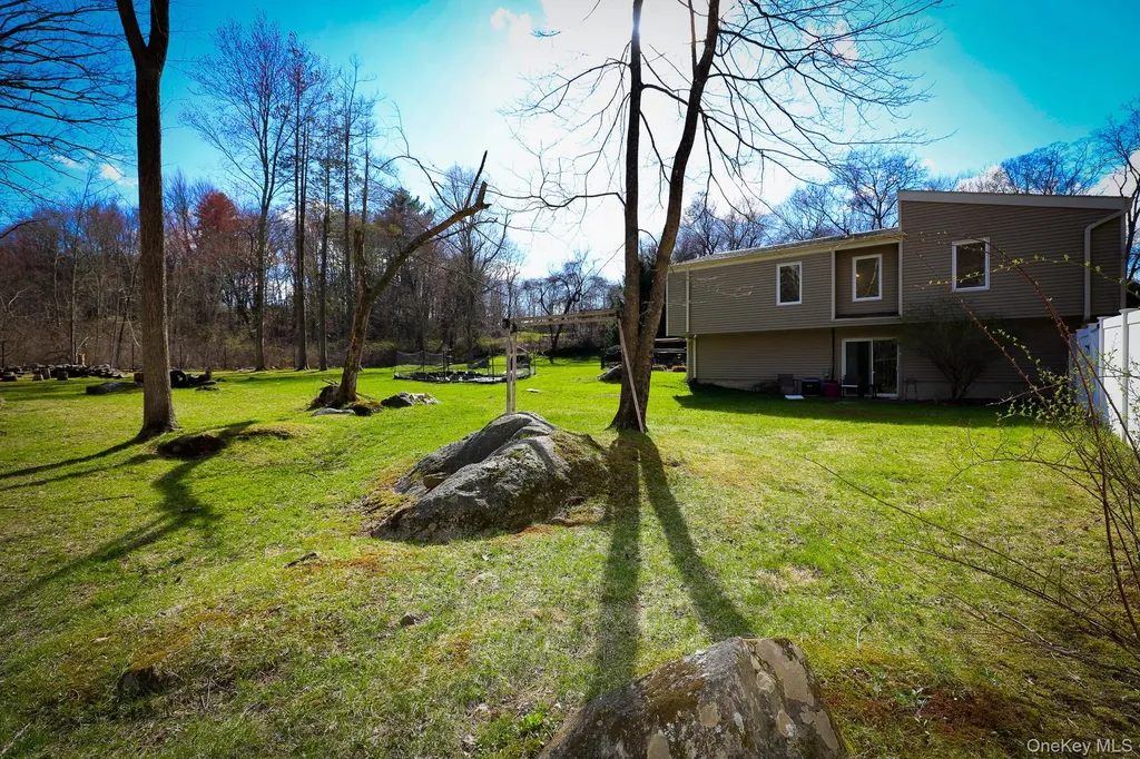 6 Bedell Road Amawalk NY 10501