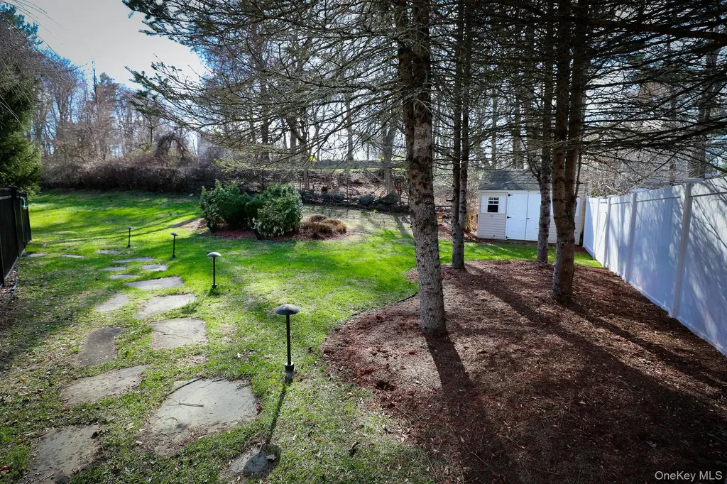 6 Bedell Road Amawalk NY 10501
