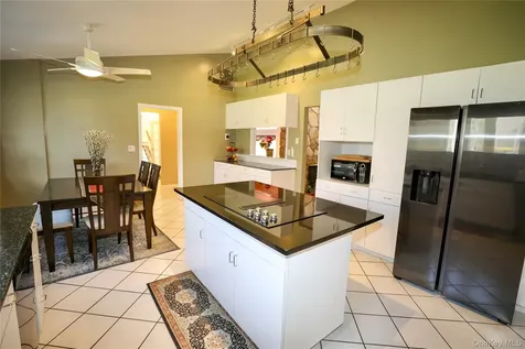 6 Bedell Road Amawalk NY 10501