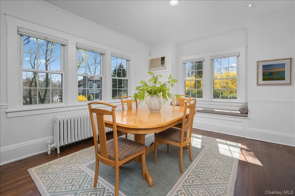 85 Lansdowne Drive Larchmont NY 10538