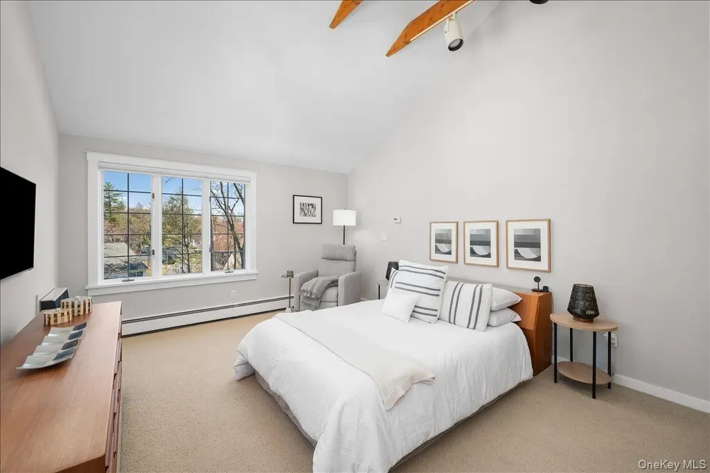 85 Lansdowne Drive Larchmont NY 10538