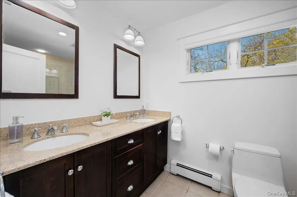 85 Lansdowne Drive Larchmont NY 10538