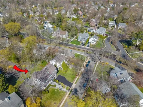 85 Lansdowne Drive Larchmont NY 10538