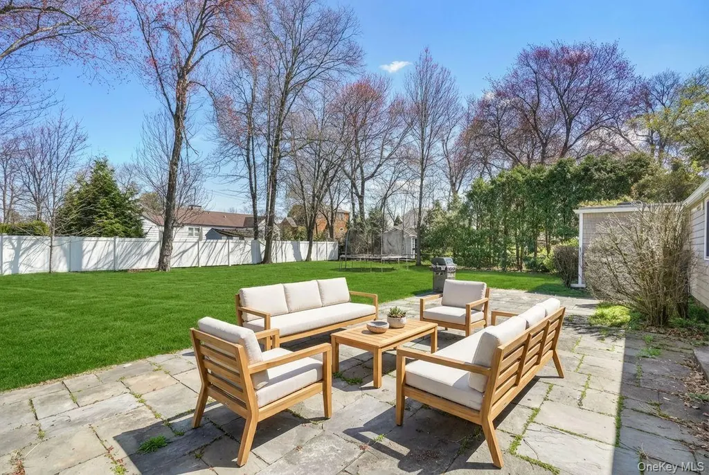 17 Old Orchard Road Rye Brook NY 10573