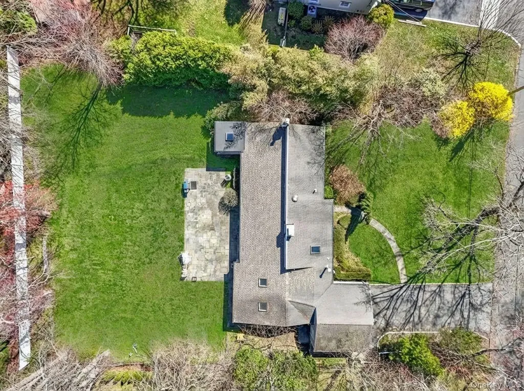 17 Old Orchard Road Rye Brook NY 10573
