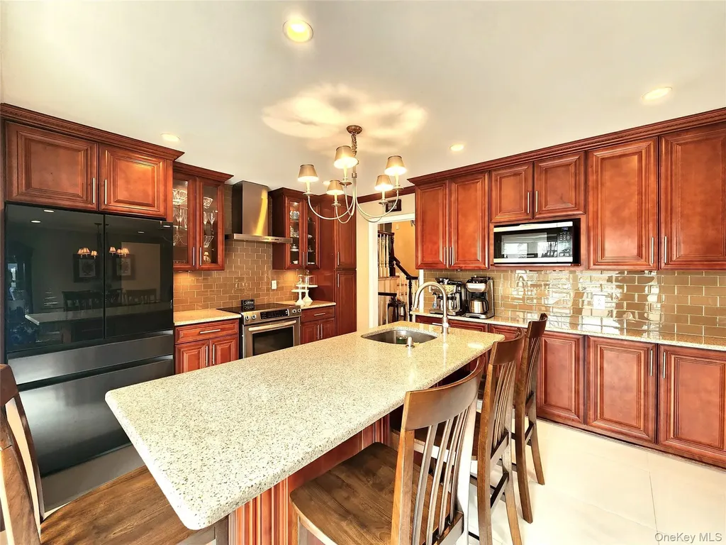 7 Market Drive Syosset NY 11791