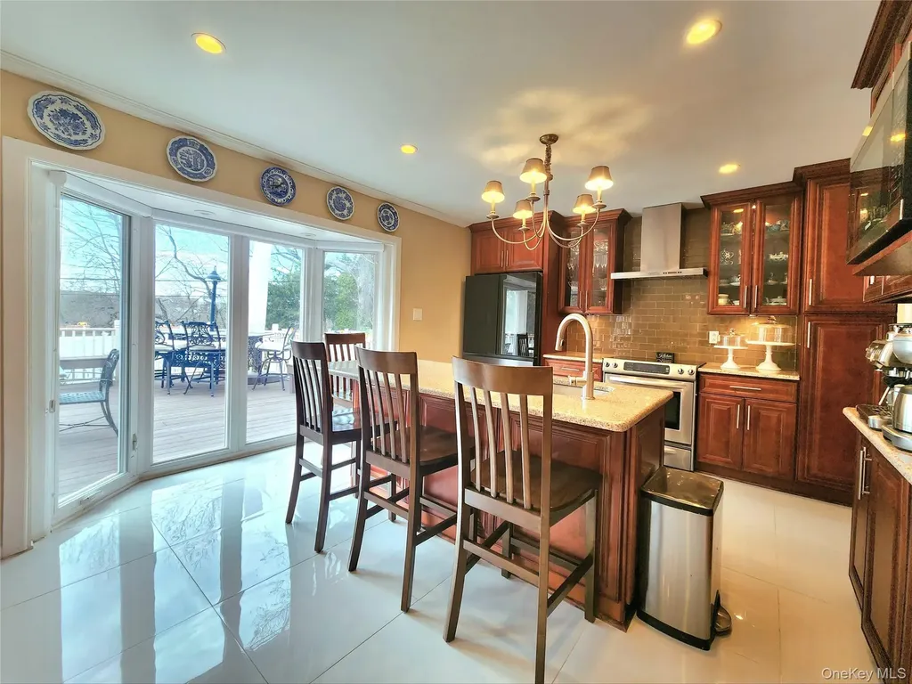 7 Market Drive Syosset NY 11791