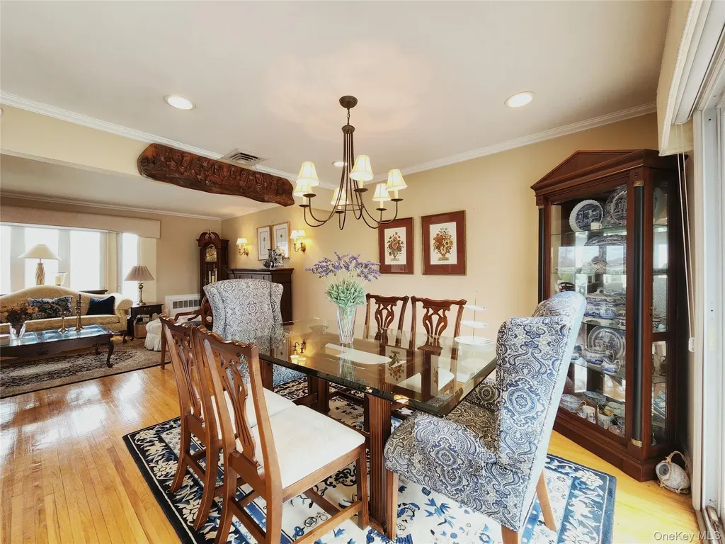 7 Market Drive Syosset NY 11791