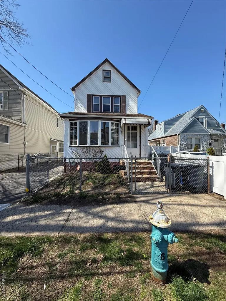53 Dewitt Street Valley Stream NY 11580
